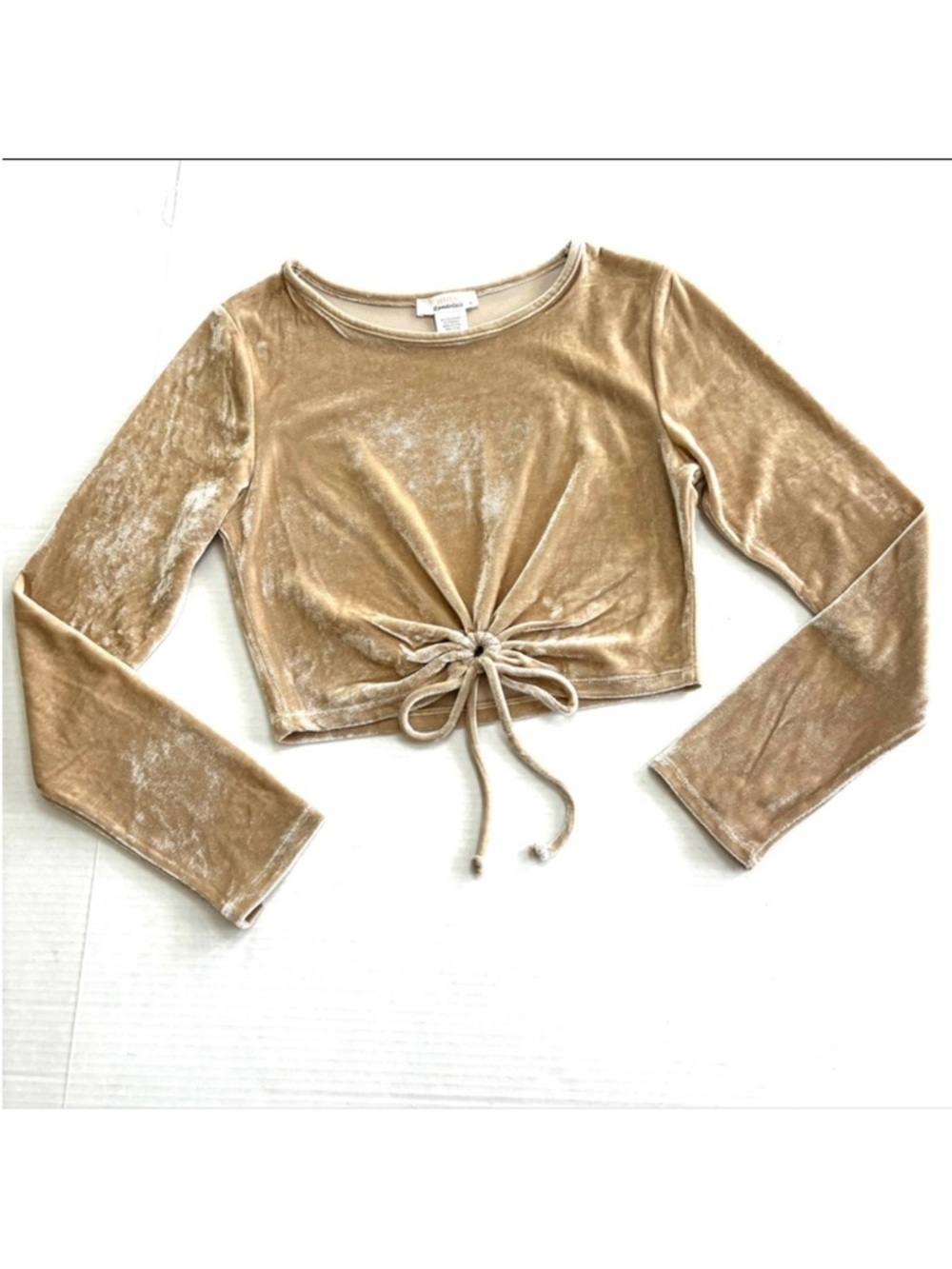 Urban Romantics Crop Top Cinched Tie Front Long Sleeve Velour Shirt Women’s‎ M